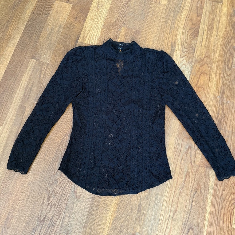 Reformation Black Fitted Long Sleeve Lace Blouse - S